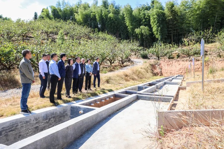 劉琳一行在建寧縣調(diào)研。福建省水利廳供圖
