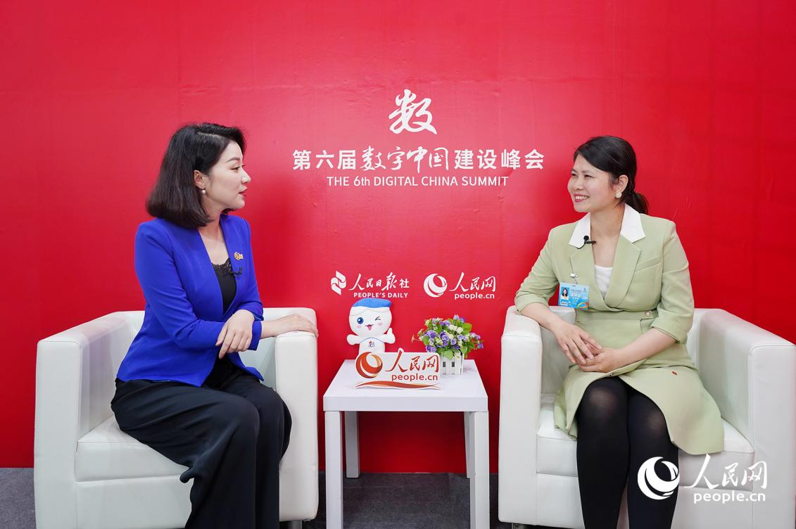 徐春梅接受人民網(wǎng)專訪。人民網(wǎng) 蘭志飛攝
