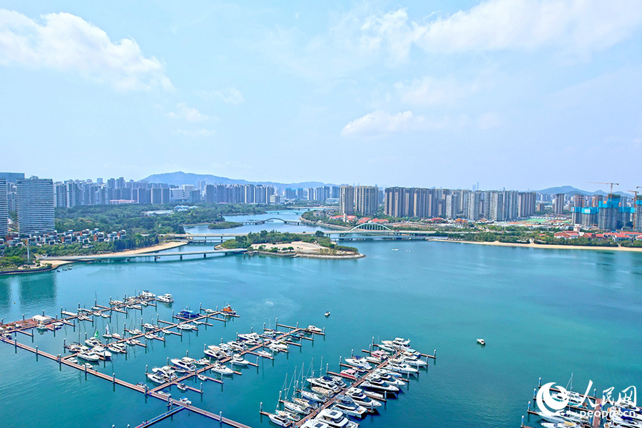 廈門五緣灣碧波蕩漾。人民網(wǎng) 李昌乾攝