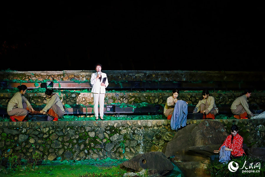 閩北蘇區(qū)婦女擔(dān)架隊(duì)、洗衣隊(duì)隊(duì)員后代張珍秀。人民網(wǎng) 李唯一攝