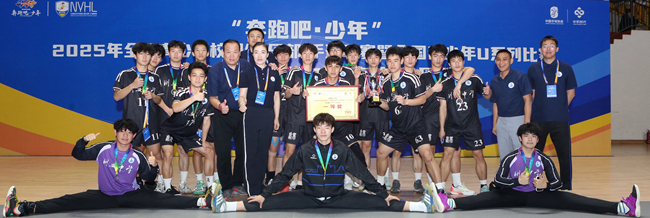 翔安中學(xué)手球隊(duì)獲得全國青少年校園（俱樂部）手球聯(lián)賽暨全國青少年U系列比賽（南方賽區(qū)）男子U18校園組亞軍。