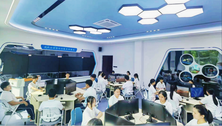 龍巖市農(nóng)業(yè)學(xué)校現(xiàn)代農(nóng)業(yè)虛擬仿真實(shí)訓(xùn)室
