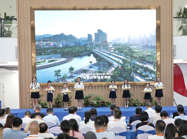舞蹈《福見霞浦》表演。霞浦縣融媒體中心供圖